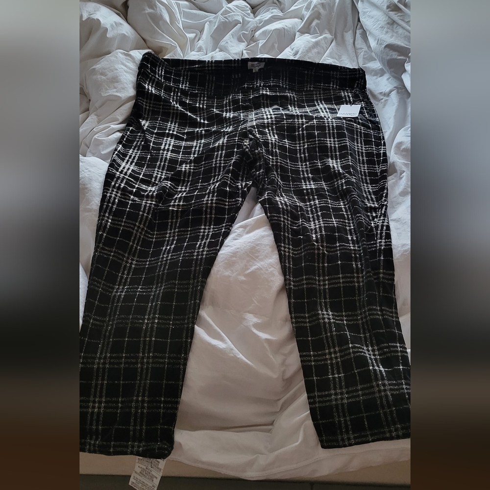 Unique Vintage black/silver velvet plaid pants